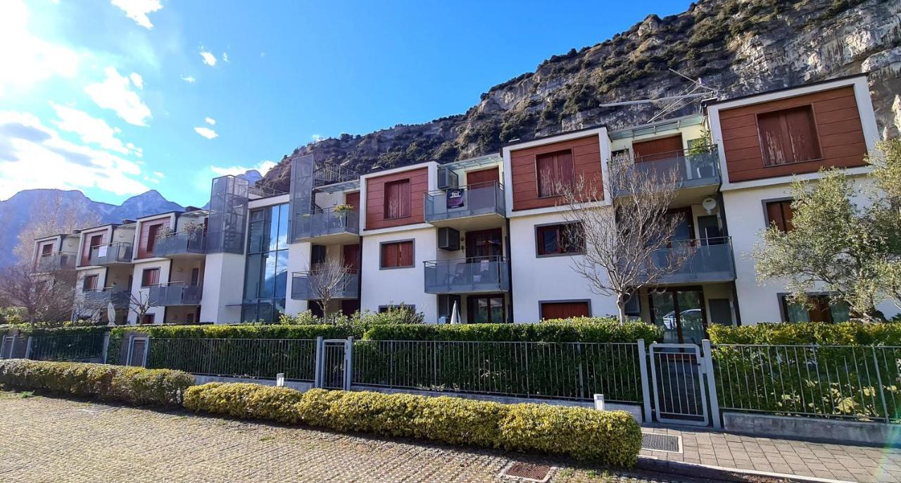 Garda Lake Aloha Apartments Torbole Sul Garda Luaran gambar